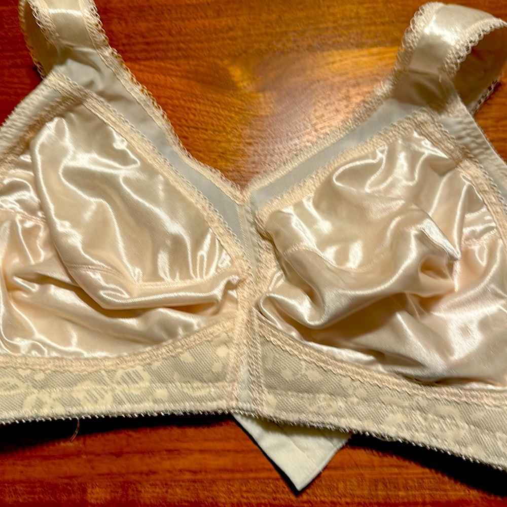 3for$15 Beige Underscore bra 38DD